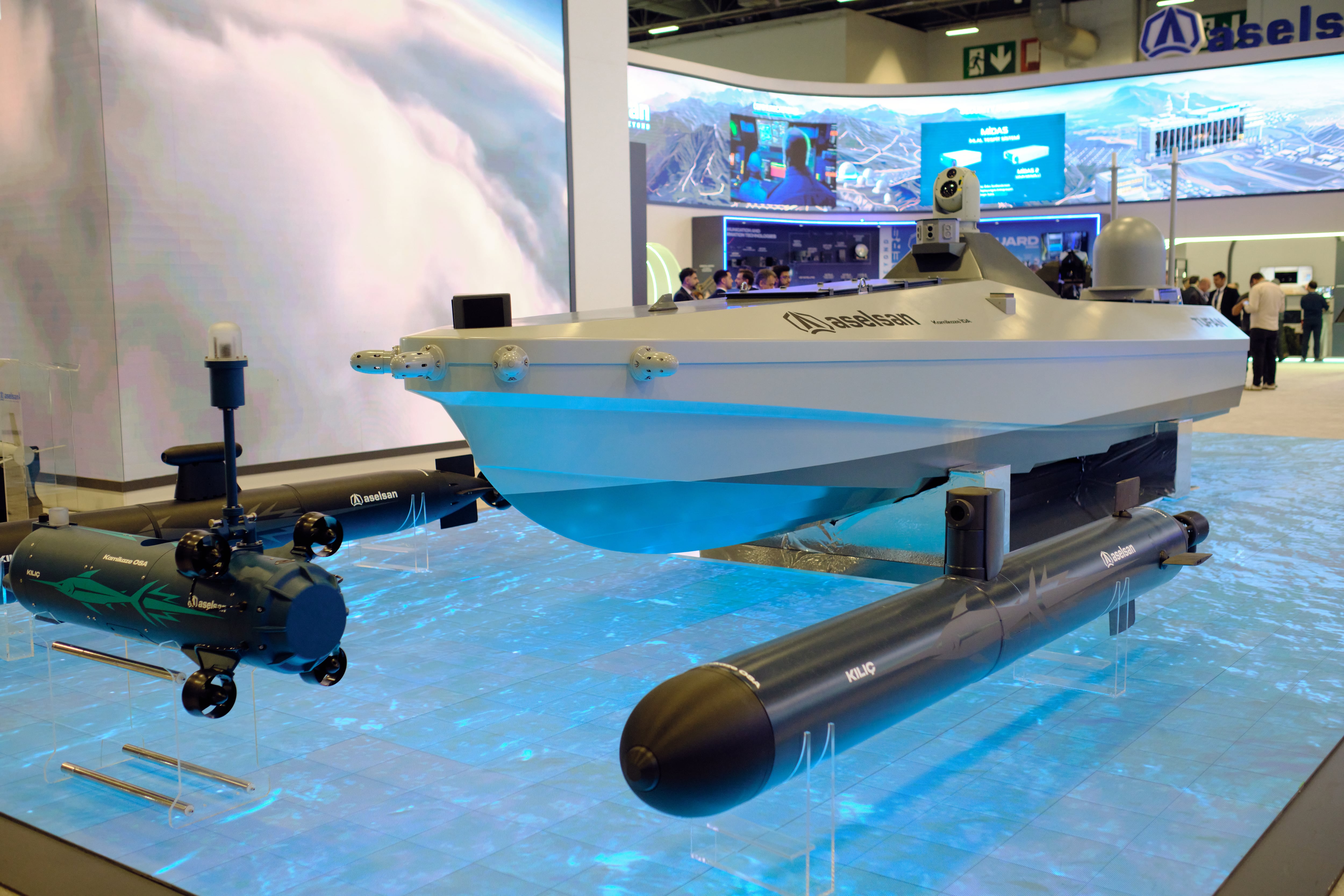 U.S. Marine Corps Explores Helicopter-Based Drone Control Capabilities Through Recent Testing