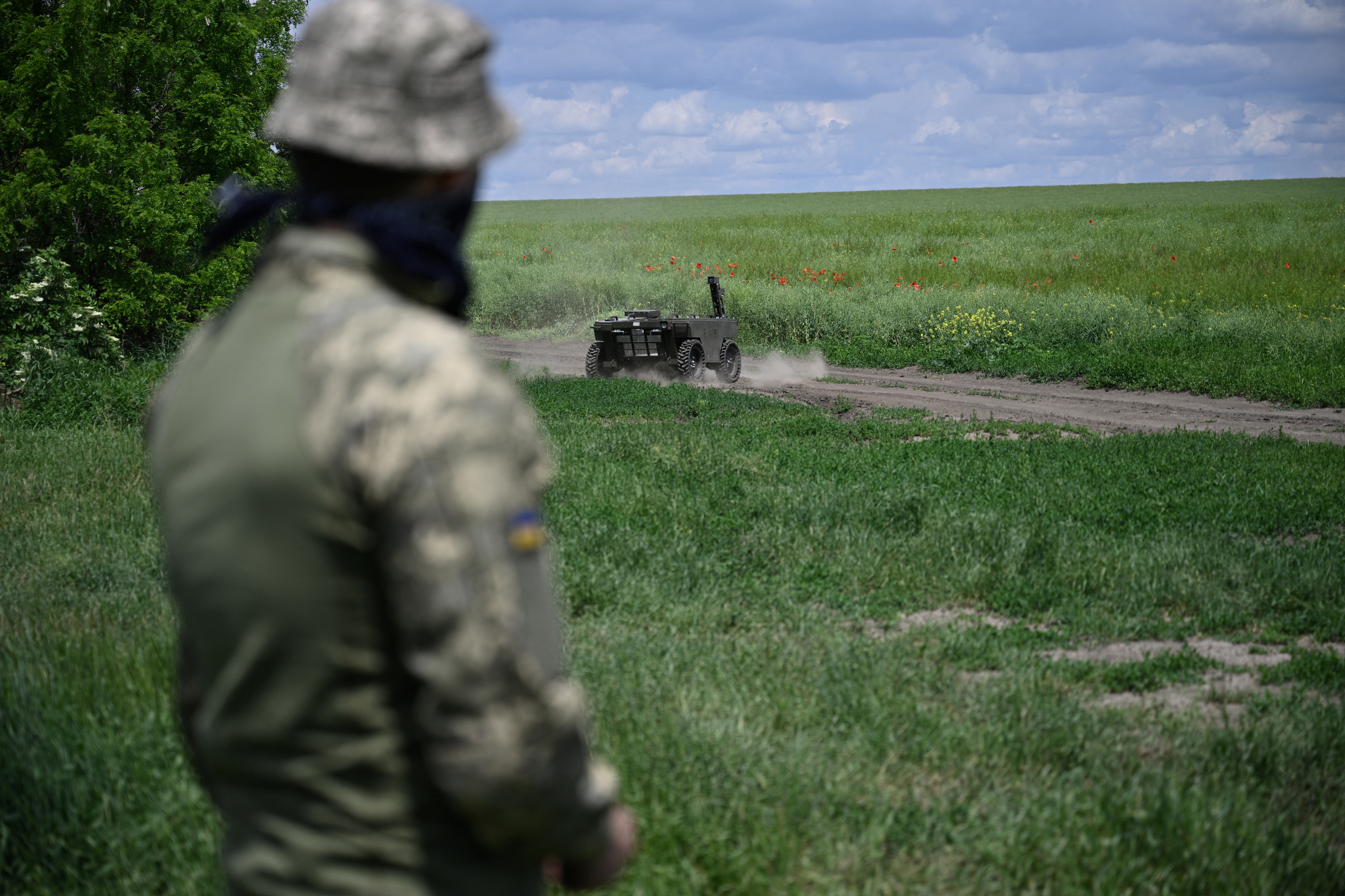 Ukraine's Ex-Defense Chief Initiates Ambitious 'Killer Robot' Program Modeled After Historic Weapons Development Effort
