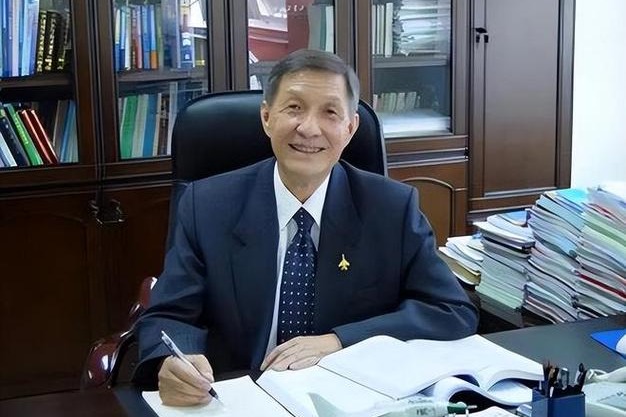Trailblazing Architect of China's JH-7 Strike Aircraft Passes Away at Age 96