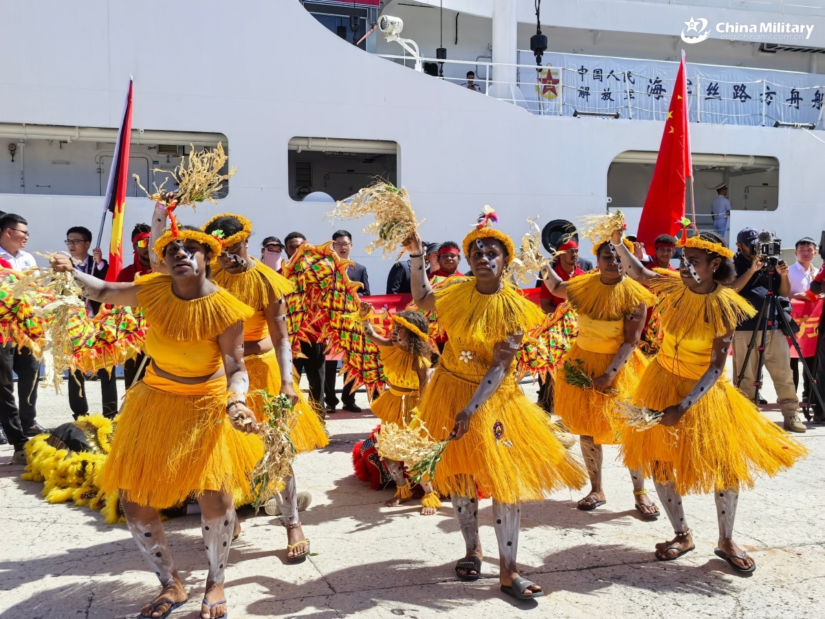 Chinese Navy's Medical Vessel "Silk Road Ark" Commences Goodwill Mission to Papua New Guinea