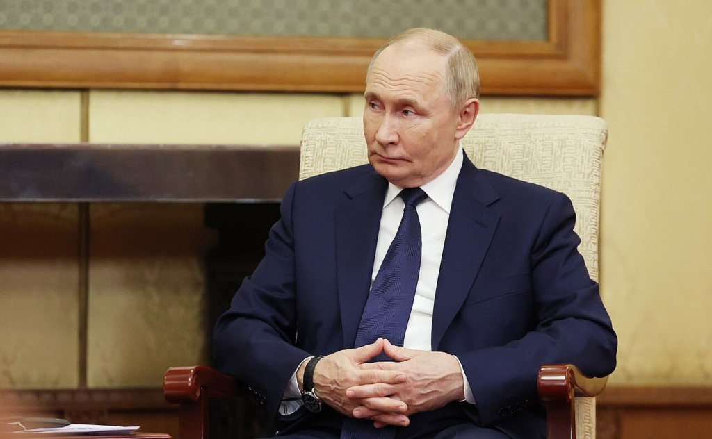 Offering Russia Economic Relief in Exchange for Peace Would Be a Strategic Mistake