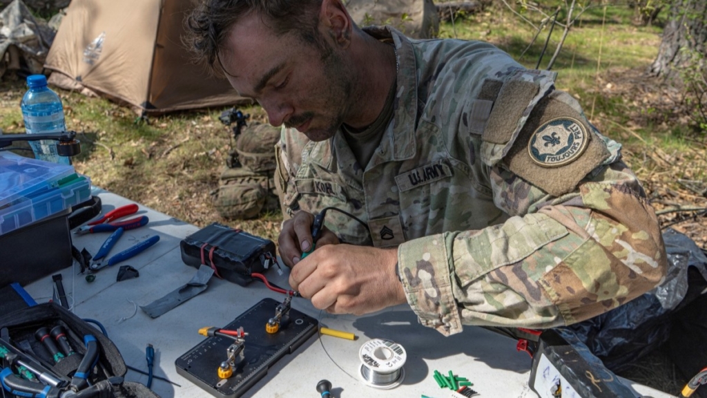 The Role of Electrical Power in Modern Warfare and Its Strategic Implications