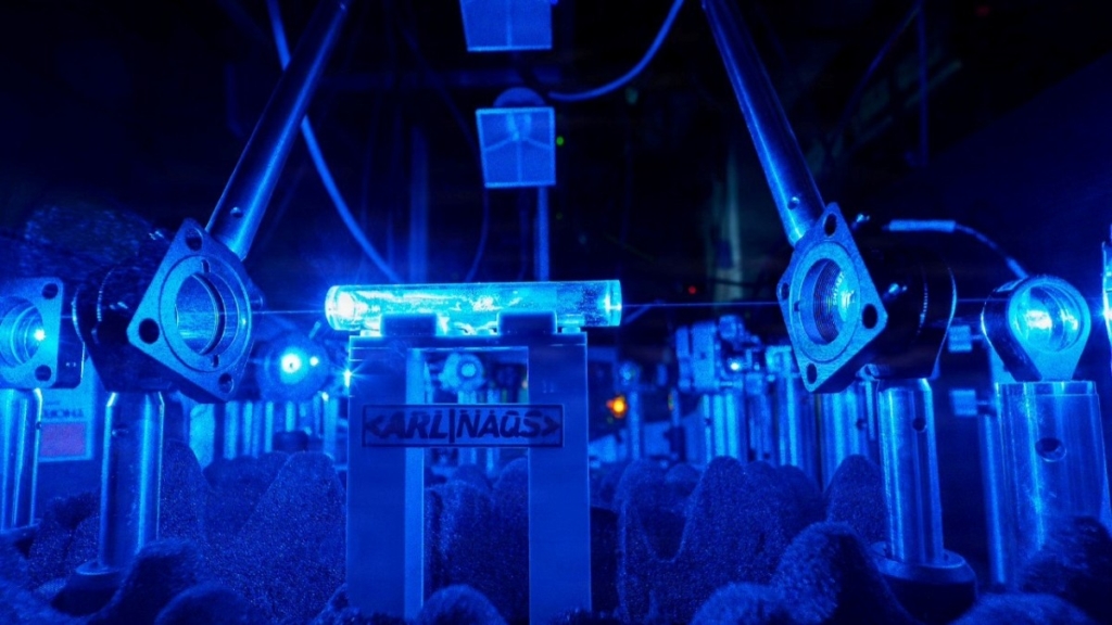 The Global Competition to Achieve Quantum Computing Supremacy Before It's Too Late